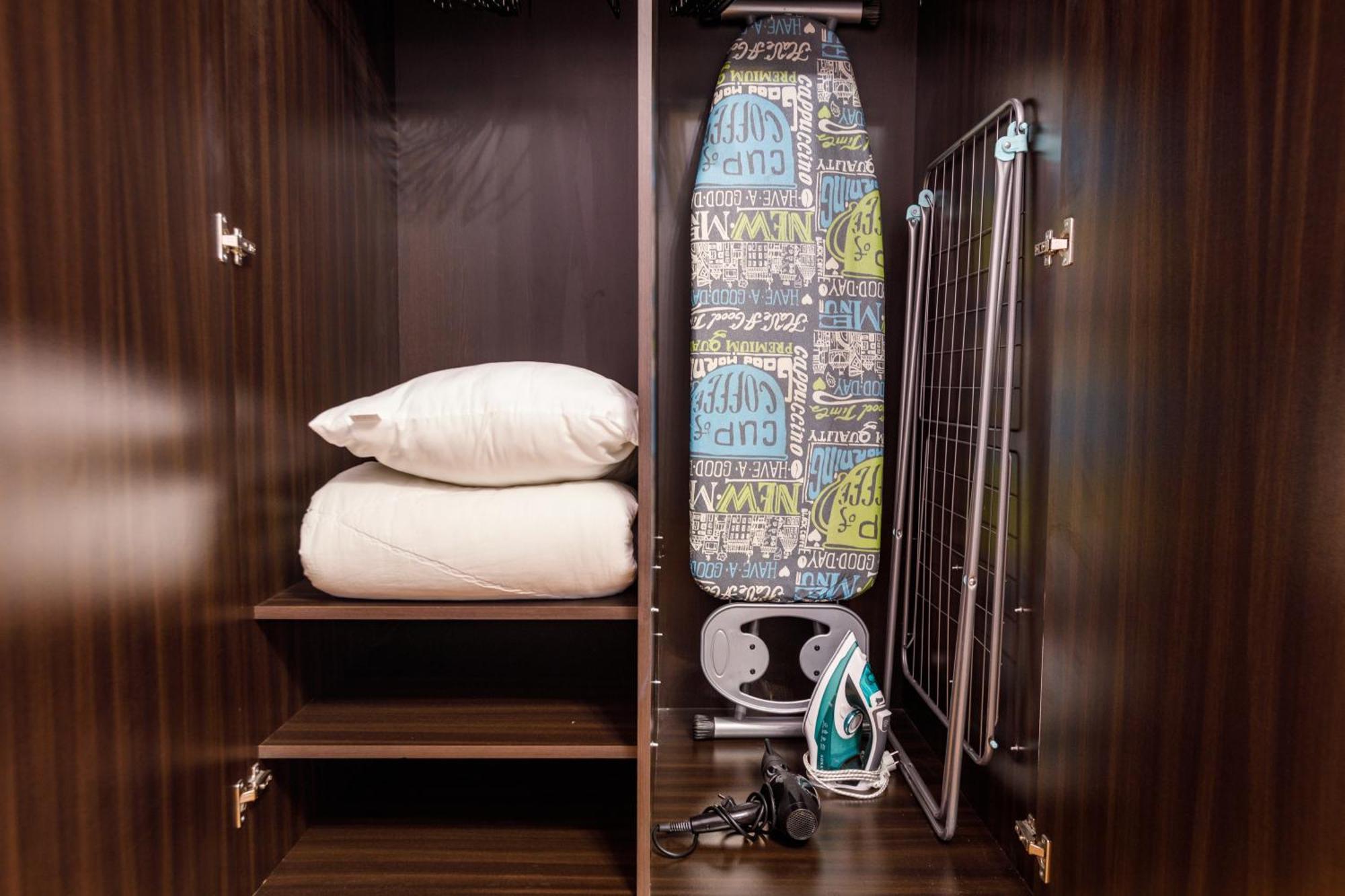 Stay Inn Apartments At Yekmalyan Street เยเรวาน ภายนอก รูปภาพ