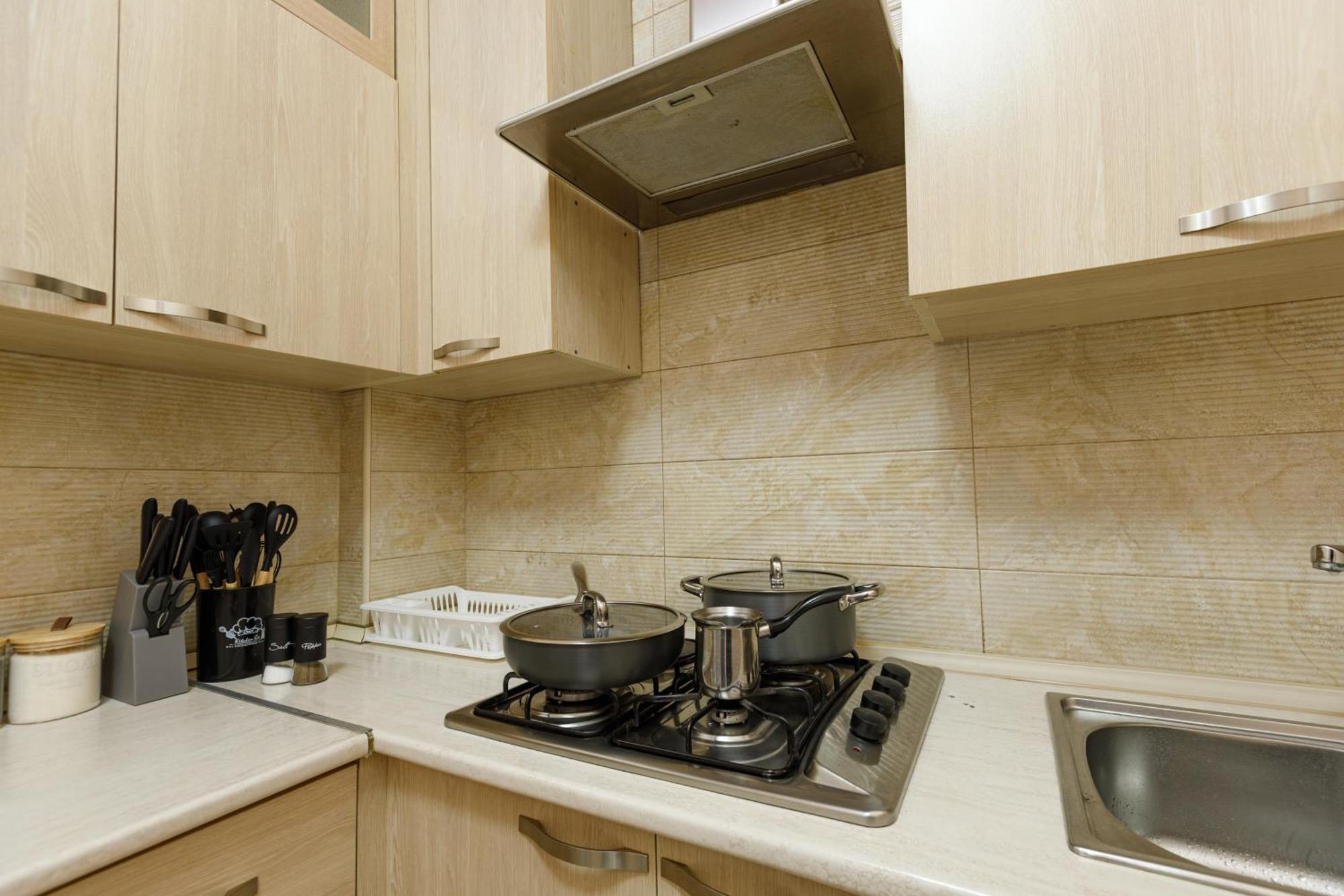 Stay Inn Apartments At Yekmalyan Street เยเรวาน ภายนอก รูปภาพ