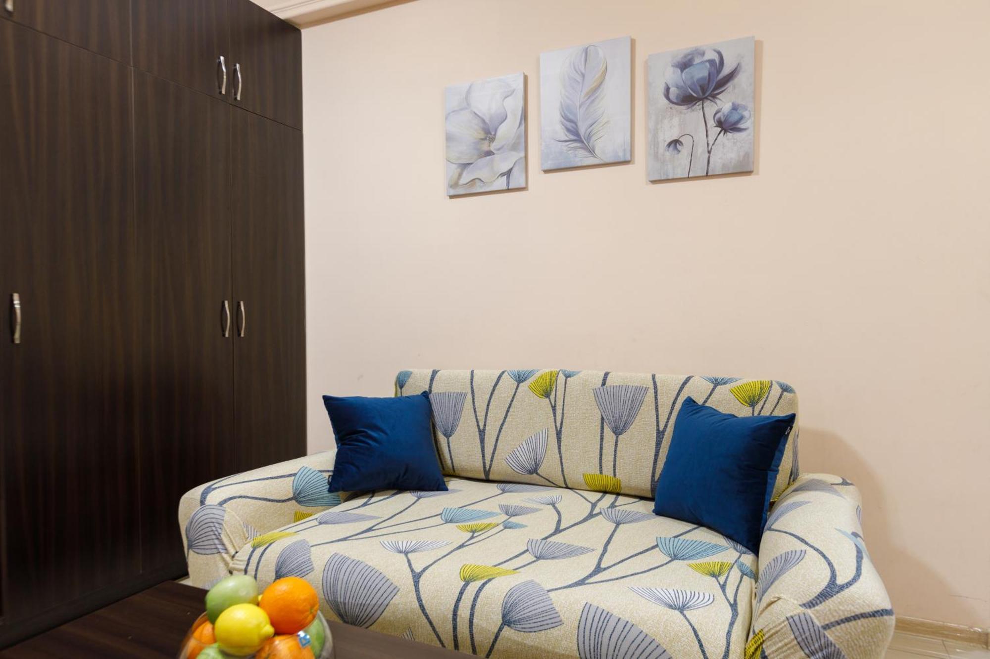 Stay Inn Apartments At Yekmalyan Street เยเรวาน ภายนอก รูปภาพ