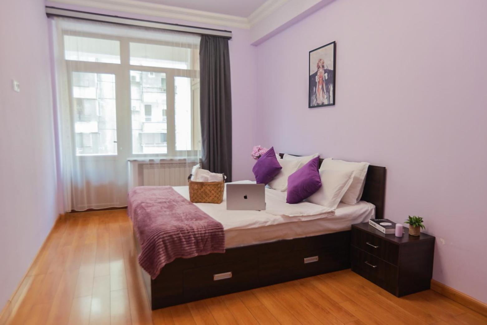 Stay Inn Apartments At Yekmalyan Street เยเรวาน ภายนอก รูปภาพ